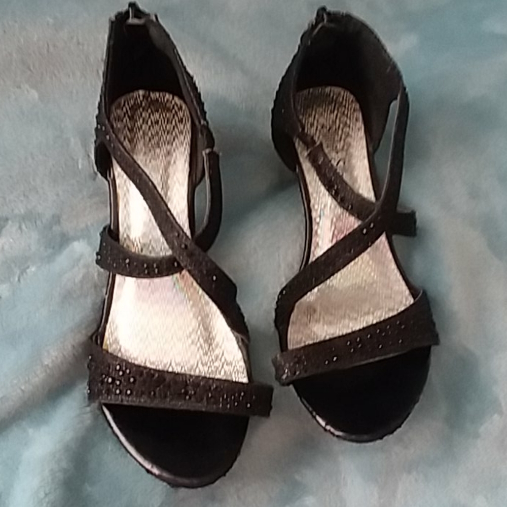 Girls low heeled black dress sandals